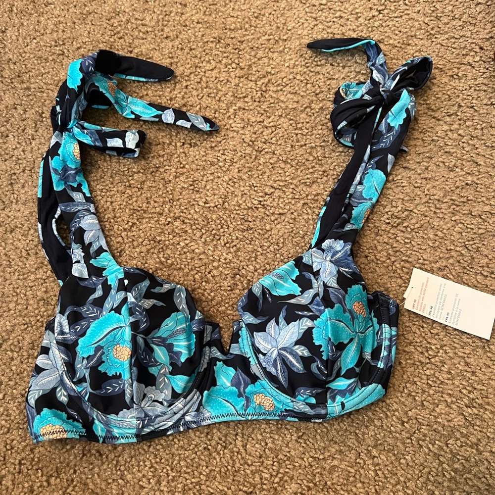 Women’s bikini top
